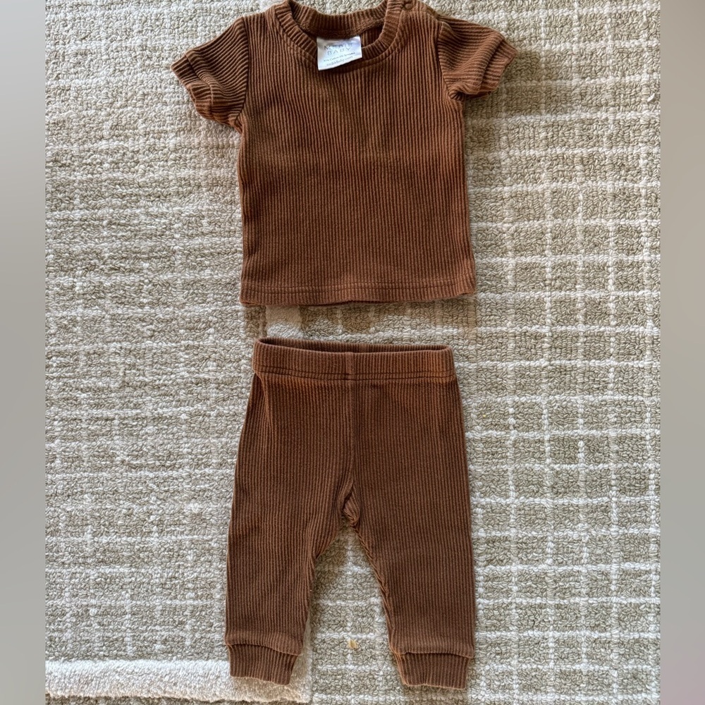 MEBIE BABY OUTFIT SIZE 3-6 MOS